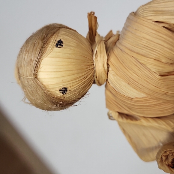 Vintage Hand-Made Corn Husk Doll Czechoslovakia Woman Carrying Sticks - Picture 7 of 10